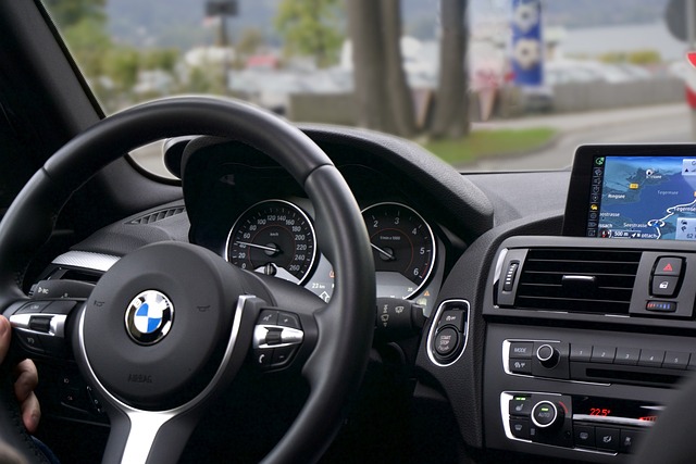 Chceme automobil na leasing. 